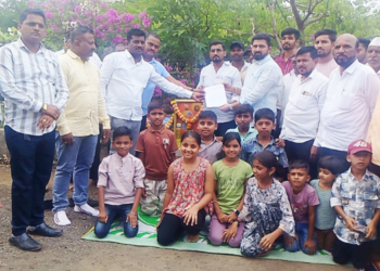 गारमाळ धनगरवाडा ग्रामस्थांचे उपोषण मागे