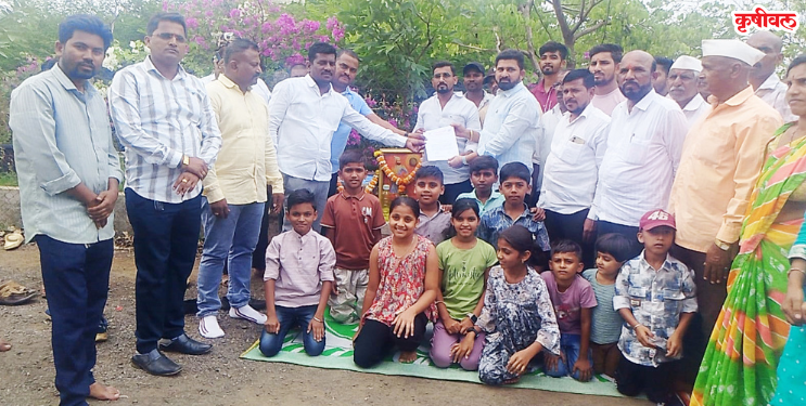 गारमाळ धनगरवाडा ग्रामस्थांचे उपोषण मागे