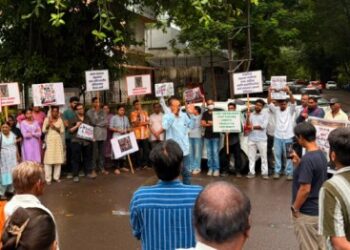 वांगचुक यांच्या समर्थनार्थ निदर्शने