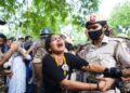 Cockroach Janta Party Protest:‘चलो संसद’वर लाठीचार्ज