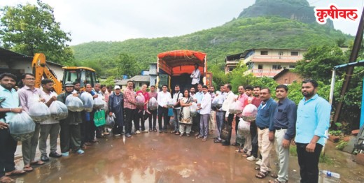 सुधागड तालुक्यात मत्स्यबीज वाटप