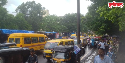 शाळांच्या वेळेत वाहतूक कोंडी