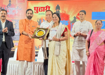तनिष्का नाईक यांचा ‘आदर्श’