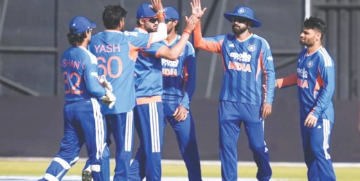 भारताची विजयी हॅट्ट्रिक