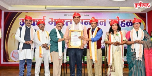 डॉ. महेश यांना यशदीप वास्तु पुरस्काराने सन्मानित
