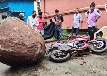 landslide Occurred: श्रीवर्धन मध्ये दरड कोसळली