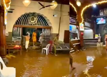 पावसामुळे बल्लाळेश्वर मंदिरात पाणी शिरले