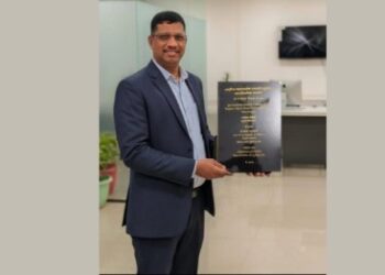 डॉ. रवींद्र भुरकुंडे यांचा गौरव