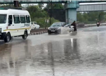 मुंबई-गोवा राष्ट्रीय महामार्गावर साचले पाणी