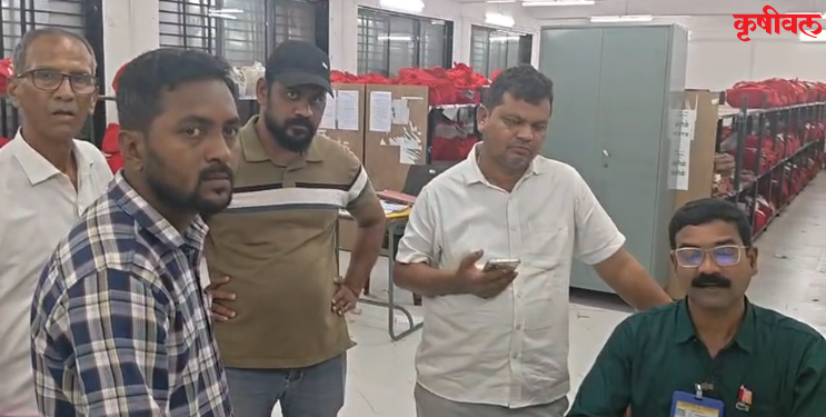 फेरफार उताऱ्यासाठी शेतकऱ्यांची फरफट