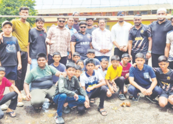 जिल्हास्तरीय व्हॉलीबॉल स्पर्धेत फलक इलेव्हन संघ विजेता