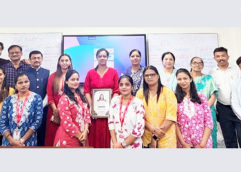 अंतराळाकडे स्वराची भरारी