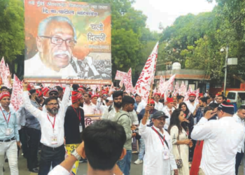 जंतर-मंतरवर नवी मुंबई भूमीपुत्रांचा एल्गार