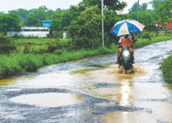 वैजनाथ-गौळवाडी मार्गाची अवस्था बिकट