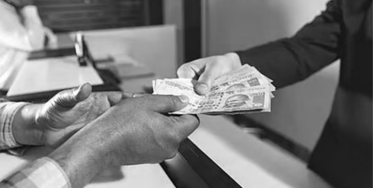Private moneylending business: सावकारीचा जाच, गळ्याला फास!