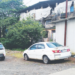 आरोग्य केंद्राकडे जाणारा फलक लागला
