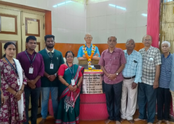स्व. ॲड. दत्ता पाटील यांना अभिवादन