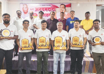 कॅरम स्पर्धेत राजेश गोहिल प्रथम