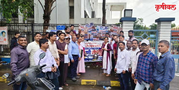 पाणी द्या, नाहीतर खुर्च्या खाली करा
