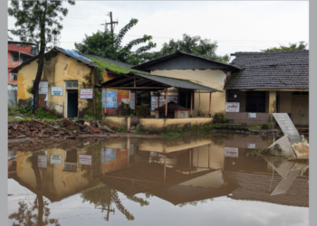 कार्यालय पाण्यात, नागरिक संकटात