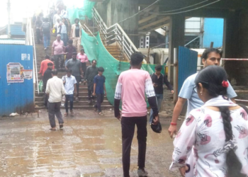रेल्वेच्या कामाचा प्रवाशांना फटका