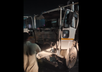 सायन-पनवेल महामार्गावर टेम्पोचा भीषण अपघात