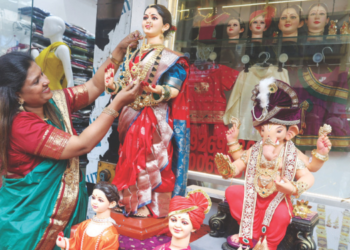 गणरायासोबतच गौरी आगमनाचे वेध