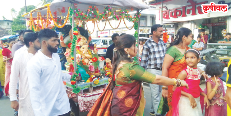 ढोल-ताशांचा गजराने परिसर दुमदुमला