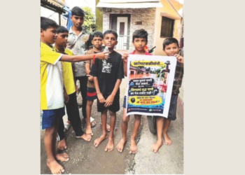 पाण्यासाठी चिमुकलेच बनले रिपोर्टर!