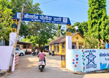 तब्बल चार कोटींची व्हेल माशाची उलटी जप्त