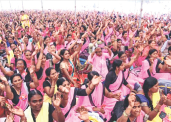 अंगणवाडी सेविका, मदतनीसांना दिवाळीपूर्वी दिलासा