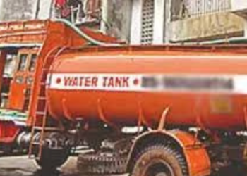 पाण्याचा उपसा करणाऱ्यावर कारवाईची मागणी