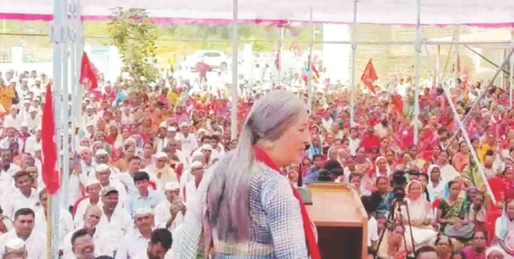 पंतप्रधानांना फक्त उद्योगपती दिसतात- माकप नेत्या वृंदा करात