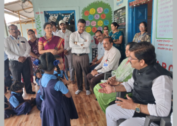 राज्य अन्न आयोग अध्यक्ष पोहोचले अंगणवाडीत