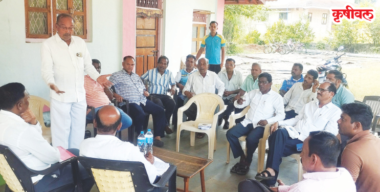 जेएसडब्ल्यूच्या वीज वाहिनीला शेतकऱ्यांचा विरोध