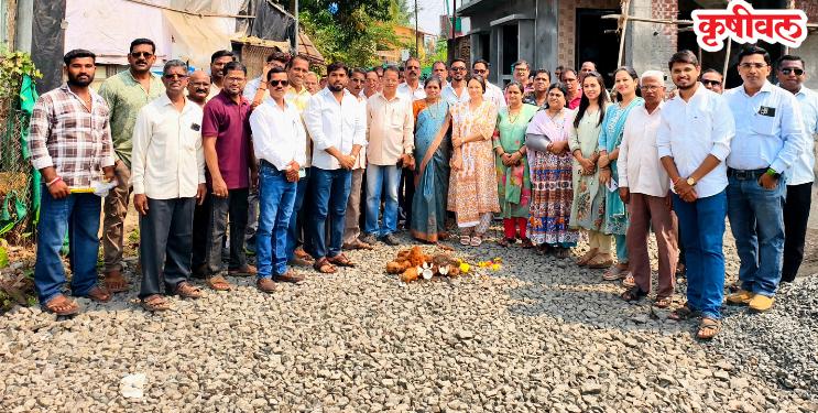 कुरुळमध्ये रस्त्याच्या कामाचा शुभारंभ